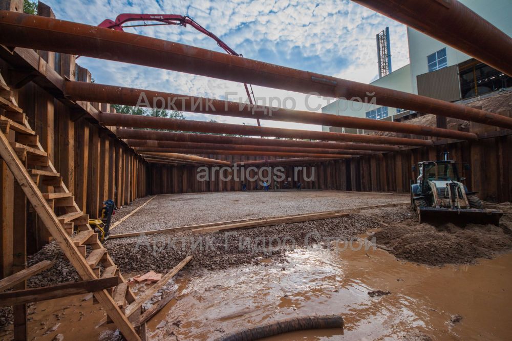 Устройства шпунтового ограждения на объекте «Очистные сооружения и внеплощадочные сети дождевой канализации для жилой многоквартирной застройки», по адресу: г. Ульяновск, Новомосковский Административный округ, поселение Внуковское, деревня «Рассказовка».